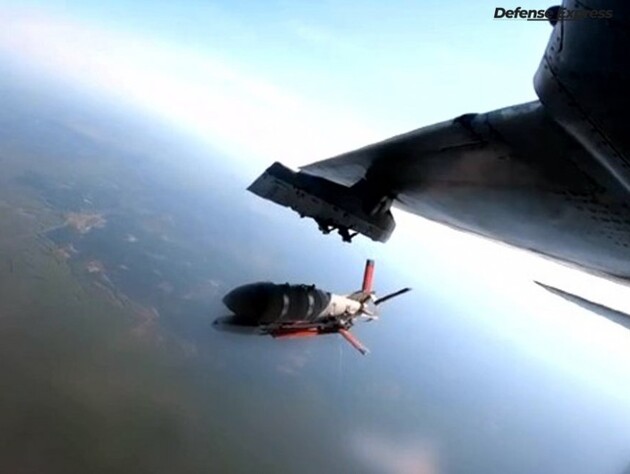 Україна розробляє власну керовану авіабомбу, вона вже проходить випробування. Відео