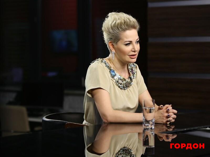 Невероятно постройневшая Максакова показала, как выглядит после похудения. Видео в полный рост