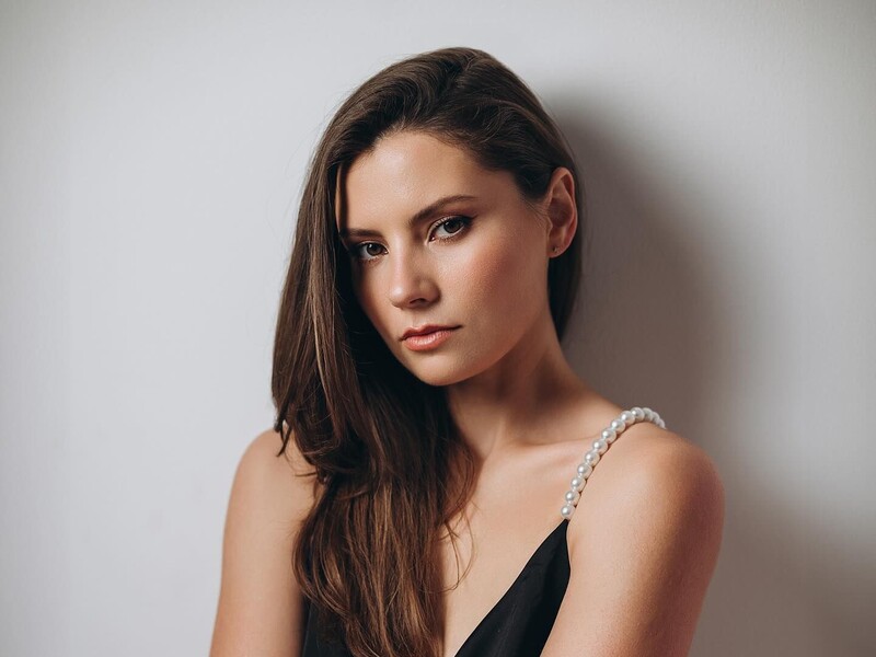 Білий дім виклав відео із жінкою з обличчям зірки серіалу "Спіймати Кайдаша". Вона попросила за це Patriot