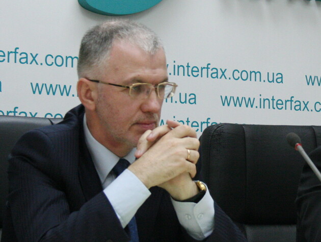 Політолог Постернак: Мінеральну угоду США – Україна може зірвати легендарний український шахрай