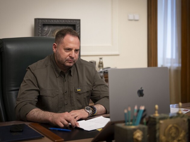 Трамп зацікавився досягненнями України у виробництві зброї – Єрмак