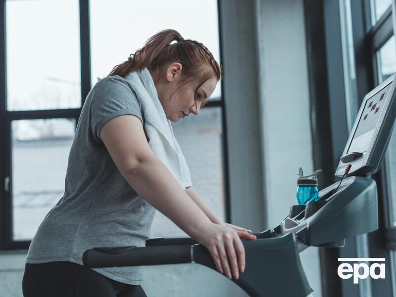 Худеющие женщины старше 35 должны каждый день есть это, чтобы избежать провисания кожи