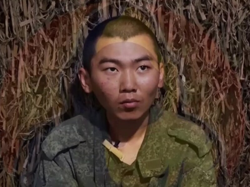 ЗСУ взяли в полон громадянина Китаю. Він розповів, як росіяни його били й що мало не помер від спраги
