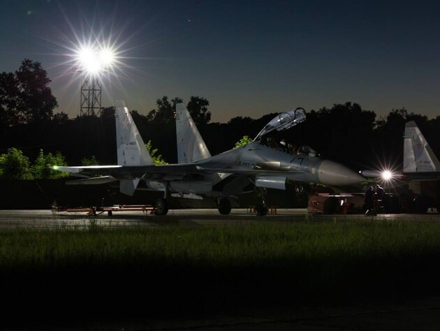 В Крыму беспилотники атаковали аэродром, разгорелся пожар – Telegram-канал