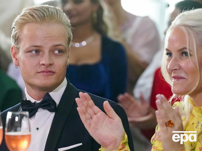 Сину кронпринцеси Норвегії оголосили обвинувачення у зґвалтуванні, насильстві й побитті