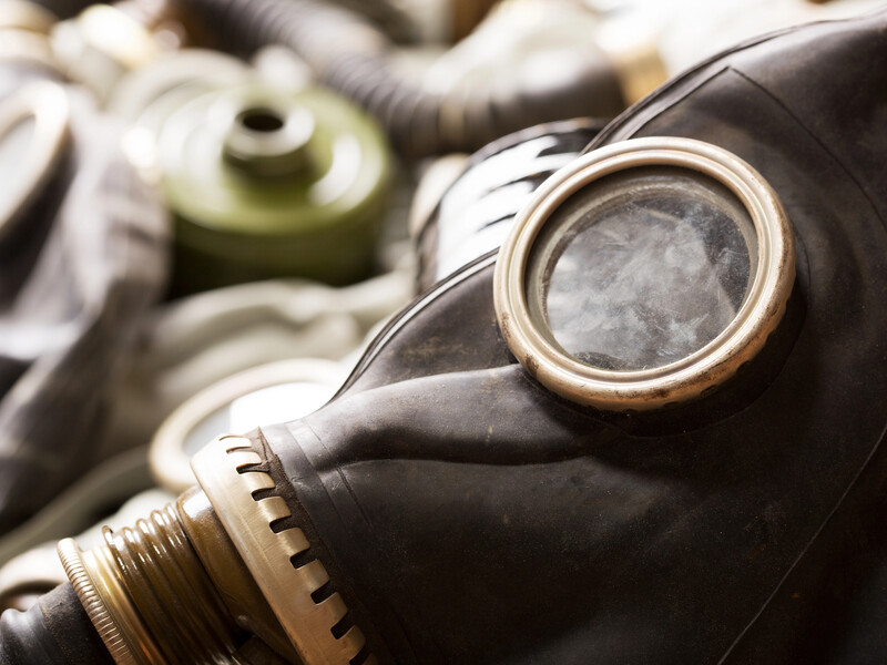 Украинцев призвали запастись масками и противогазами. Черкасская ОВА объяснила причину