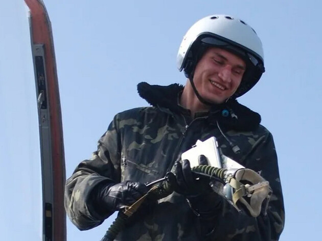 Зеленский отреагировал на гибель украинского пилота F-16 Устименко