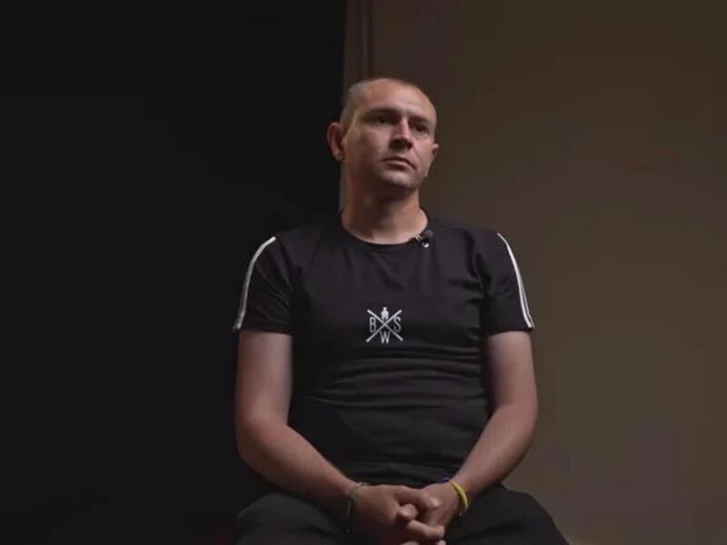 Військовий, якому окупанти випалили на тілі напис "Слава России", розповів про тортури в полоні