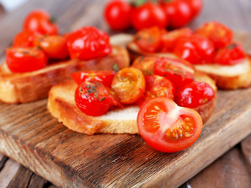 Быстрые маринованные помидоры будут готовы через 20 минут. Рецепт