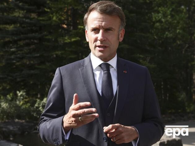 У Єлисейському палаці розповіли про розмову Макрона з Путіним. Вона тривала понад дві години