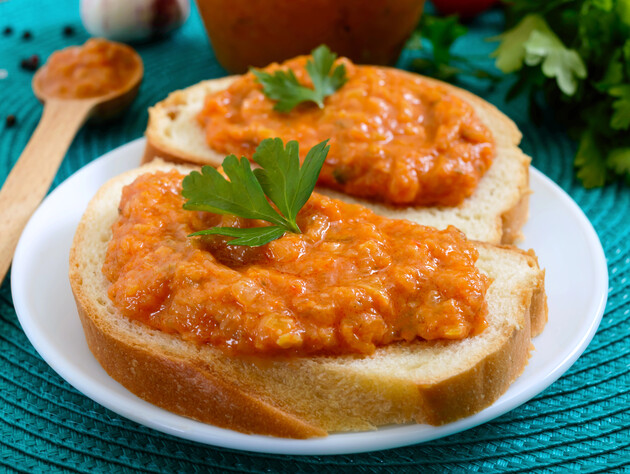 Взбейте эти протушенные овощи – и кабачковая икра получится очень вкусной. Быстрый рецепт