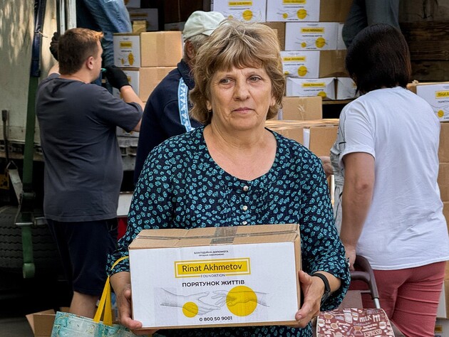 Помощь – это точка опоры. Жители прифронтового Краматорска получили помощь от Фонда Рината Ахметова