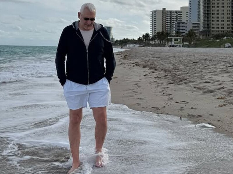 Эффектная блондинка из Киева. Фейгин впервые показал свою новую девушку, которая родила от него дочь