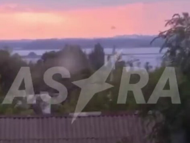 В Саратовской области прогремели взрывы, местные сообщают об атаке на аэродром в Энгельсе. Видео