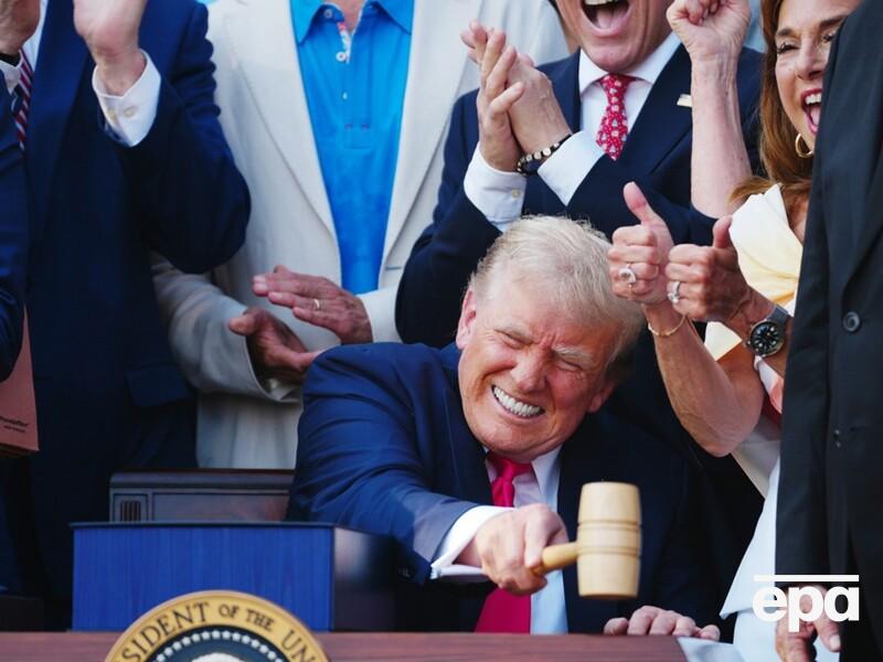 Трамп подписал "большой и красивый" закон о налогах