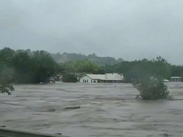 Через масштабну повінь у Техасі загинуло 24 людини, понад 20 дітей зникли безвісти