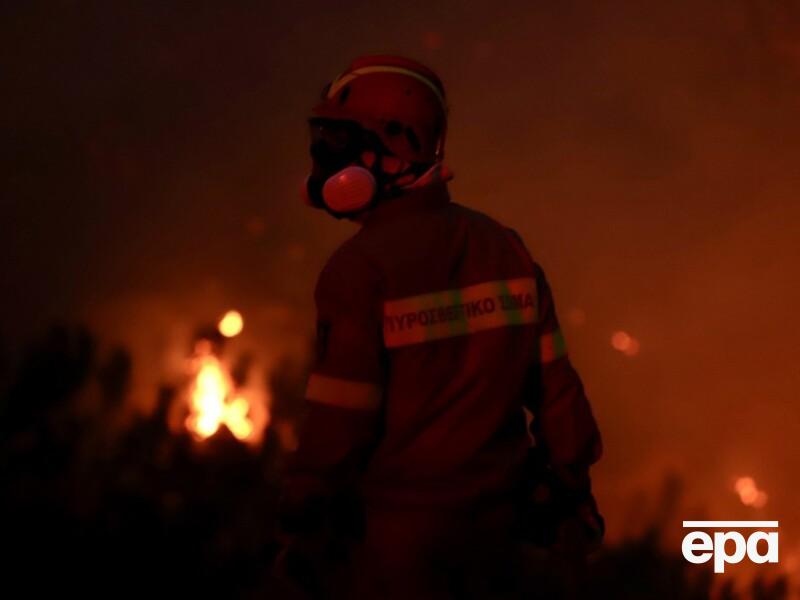 Острів Крит у вогні, тисячі туристів евакуювалися, є руйнування. Фото