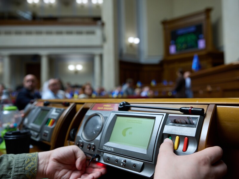 Рада продлит военное положение и мобилизацию в Украине – нардеп