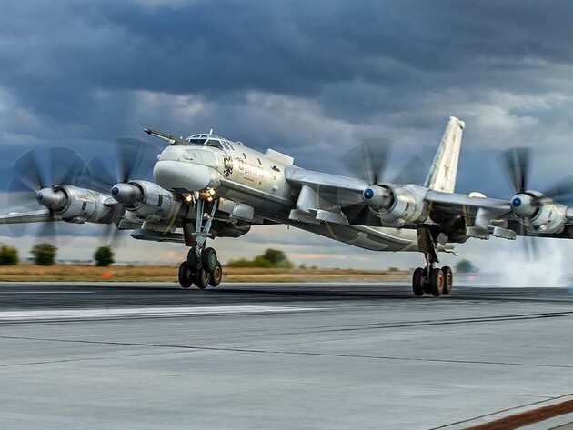 РФ готовится к очередной массированной атаке на Украину. СМИ назвало признак