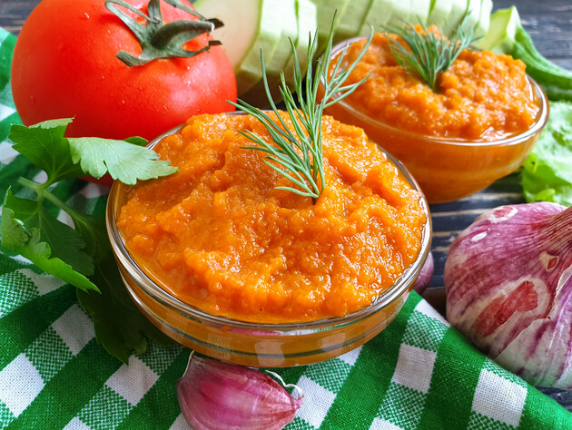 Благодаря этому кабачковая икра получится вкуснее, чем в магазине. Простой и быстрый рецепт