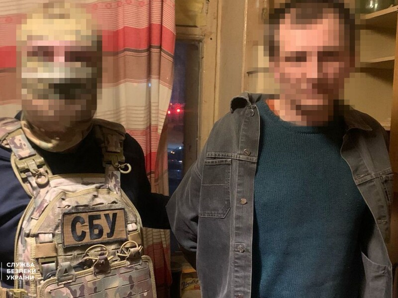 "Готовили подрыв воинов "Азова". СБУ задержала двух рецидивистов