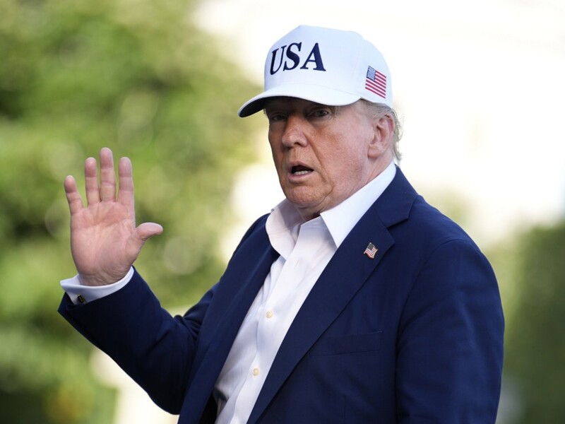 Трамп пригрозил дополнительными пошлинами странам, поддерживающим БРИКС