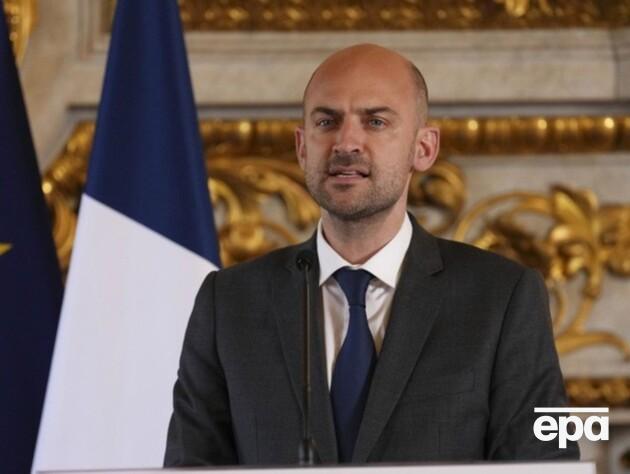 Франція пригрозила РФ найжорсткішими санкціями за три роки війни в Україні