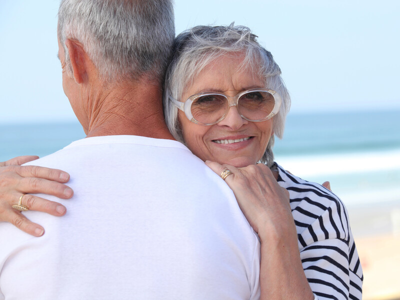 В США дети захейтили 63-летнюю мать, которая закрутила роман после развода. В сети ей дали важный совет