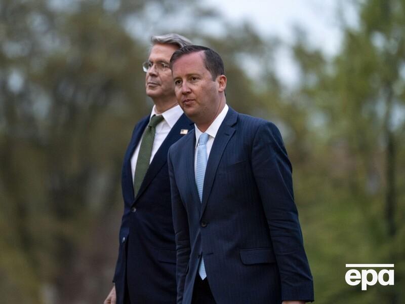 Директор Белого дома по персоналу родился в СССР и дважды ездил в Москву – журналисты