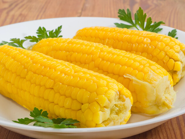 Воспользуйтесь этим секретом – и вареная кукуруза всегда будет мягкой и вкусной. Рецепт за 15 минут 