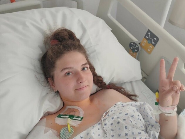 В результате ДТП в Венгрии 17-летняя украинка, которая ехала на фестиваль танца, потеряла руку 