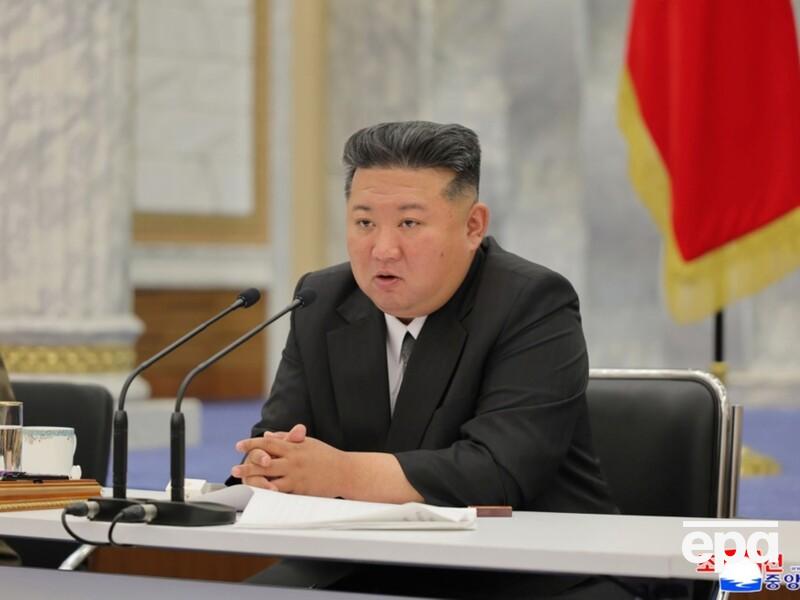 Сексуальное насилие и бесчеловечные пытки. Впервые перебежчица из КНДР подаст иск против Ким Чен Ына