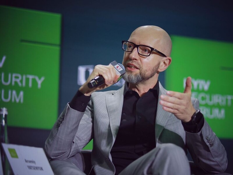 Яценюк назвал, под какие цели Украина просит TAURUS