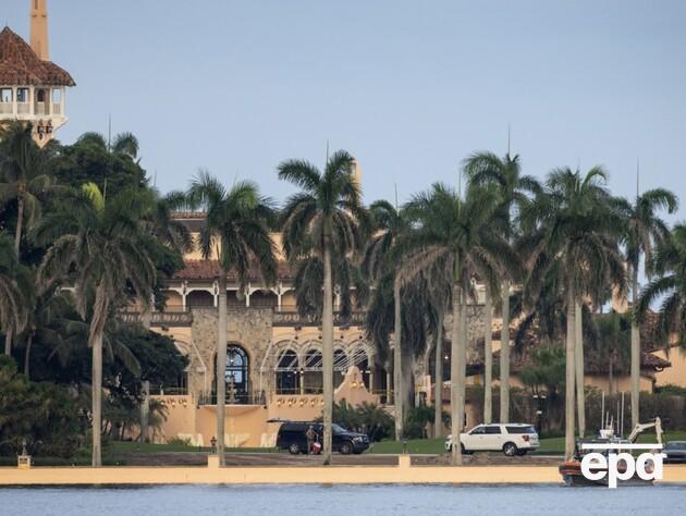 У резиденции Трампа задержали женщину со 