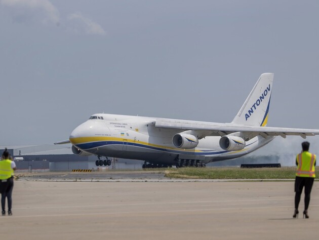 Над Київською областю бачили цивільний літак. Стало відомо, куди він летів