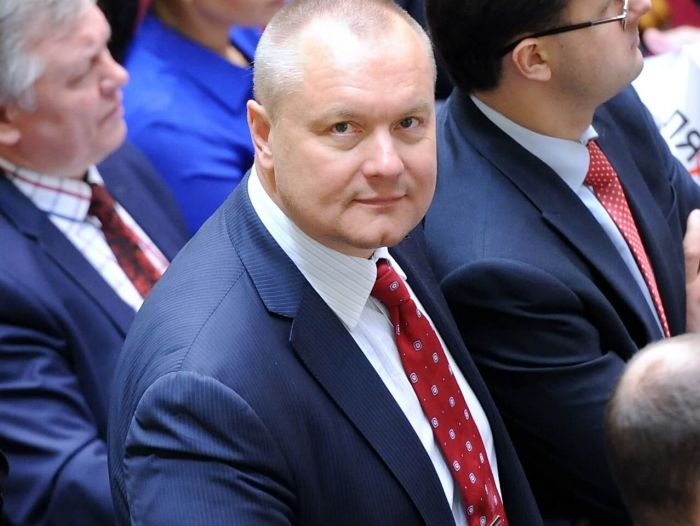Проти Артеменка відкрито кримінальну справу за держзраду – Луценко