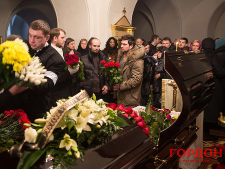 В Киеве похоронили кинорежиссера Паперника. Фоторепортаж