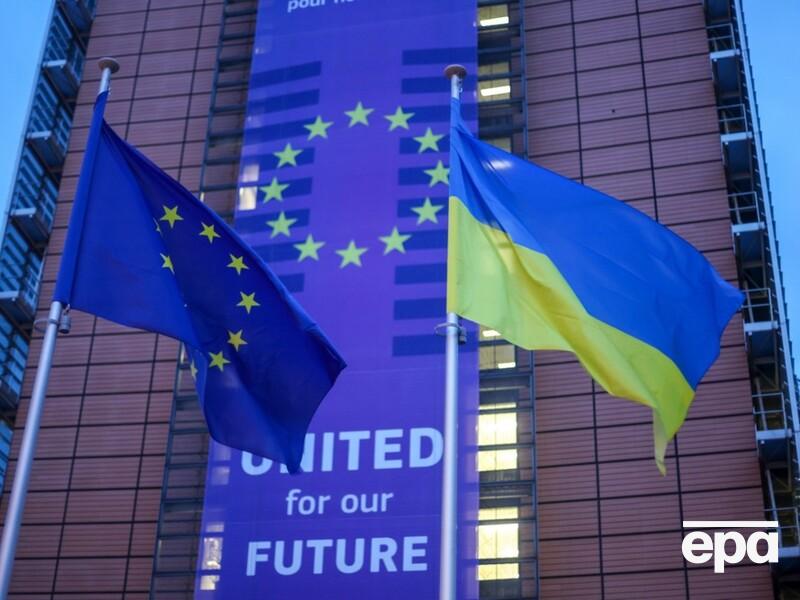 ЕС достиг значительного прогресса в согласовании 18-го пакета санкций против РФ – Reuters