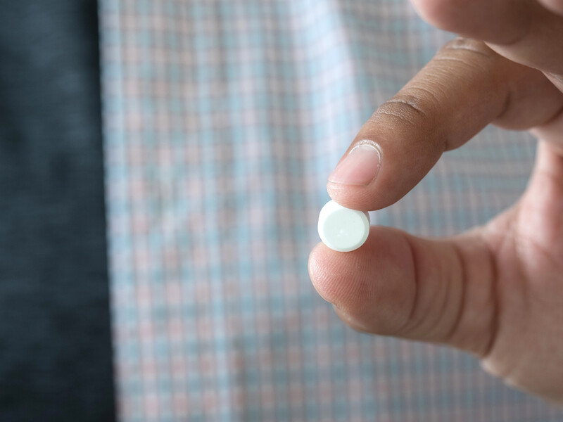 Таблетка аспирина способна творить чудеса на огороде. Опытные огородники объяснили, как правильно применять препарат 