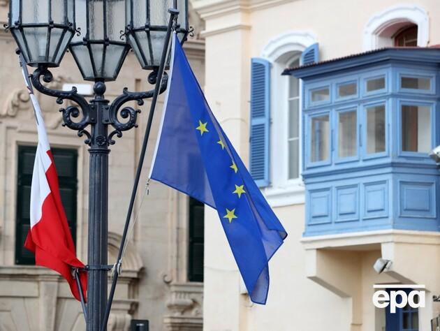 18-й пакет санкций против РФ блокирует не только Словакия, и это не Венгрия – ЕП