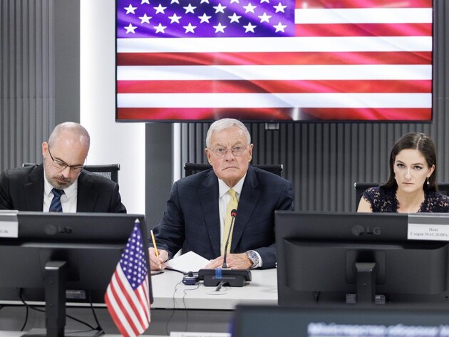 Буданов на зустрічі з Келлогом назвав єдиний спосіб зупинити РФ