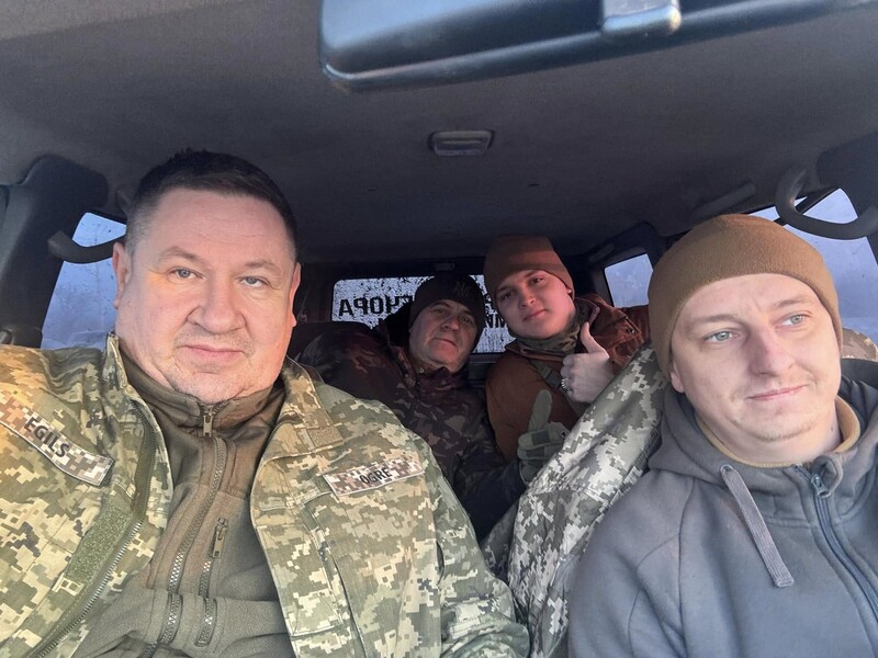 Стали відомі місце й обставини поранення мера латвійського міста в Україні