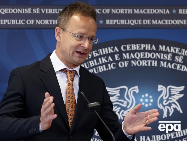 Сійярто закликав ЄС ввести санкції проти трьох посадовців у Міноборони України та ЗСУ через смерть угорця