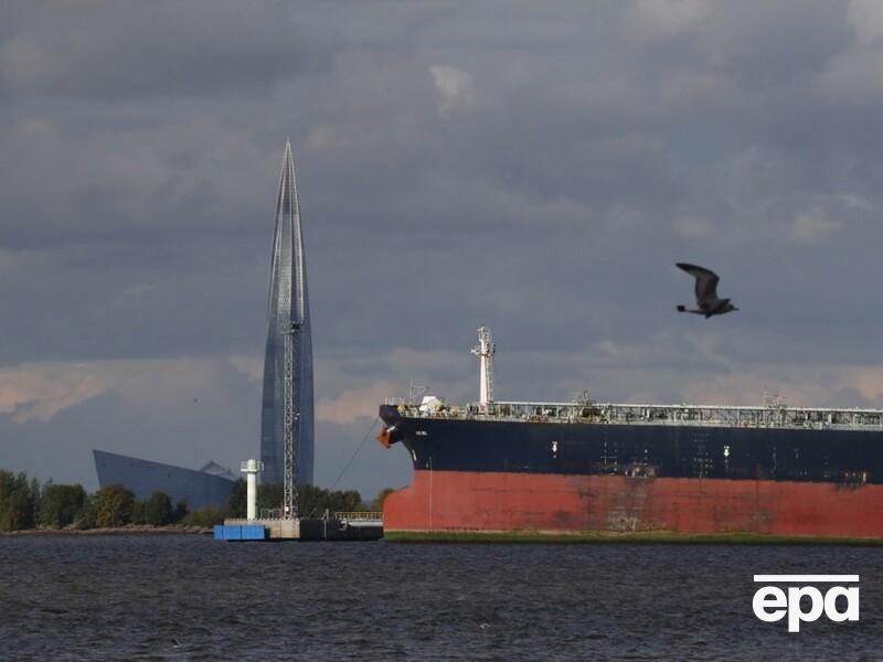 Индия, для которой РФ является главным поставщиком нефти, прокомментировала угрозы Трампа о 100-процентных пошлинах