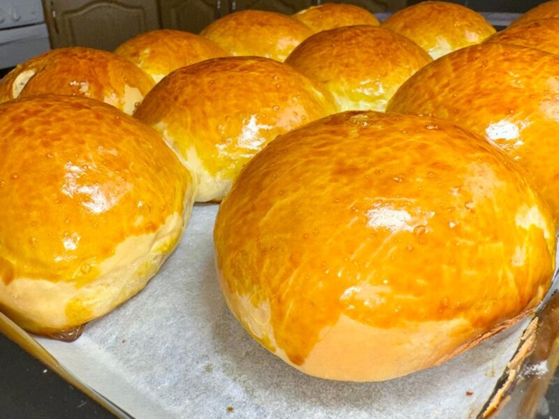 Добавьте это к муке – и булочки получатся пышные и вкусные. Проверенный рецепт идеального теста от ИИ