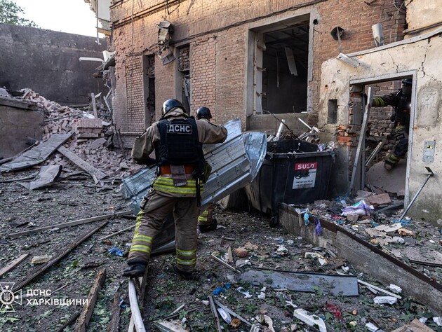 РФ уночі атакувала Харківську, Запорізьку та Дніпропетровську області. Є загиблі й руйнування