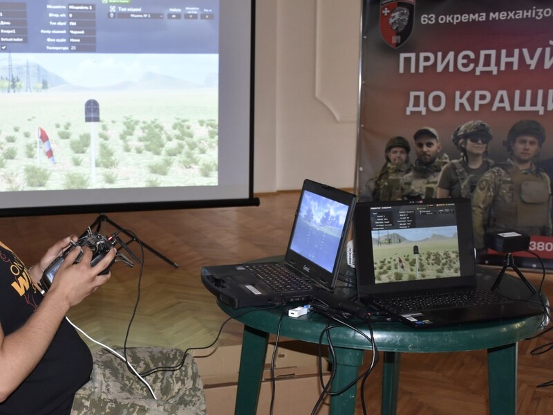 "Стреляйте из рогаток". Бойцы 63-й бригады ВСУ показали, как уничтожают российские орудия. Видео