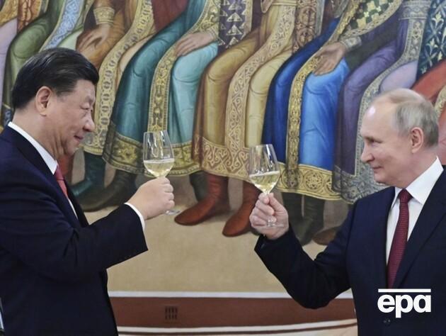 Є лише 18 місяців на підготовку. Генерал НАТО розкрив план подвійного воєнного удару Китаю й Росії