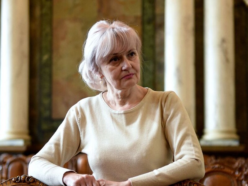 Рік без Ірини Фаріон. Який вигляд мала 60-річна науковиця напереродні вбивства. Фото й відео