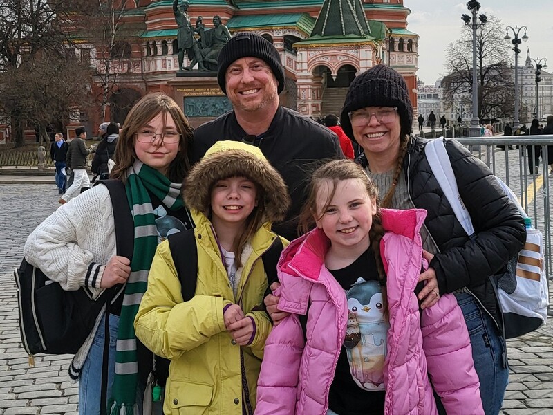 Американця, який переїхав до РФ, щоб урятувати дітей від "ЛГБТ-пропаганди", забрали на війну проти України